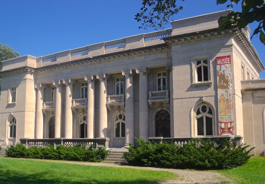 Château Dufresne, Canada